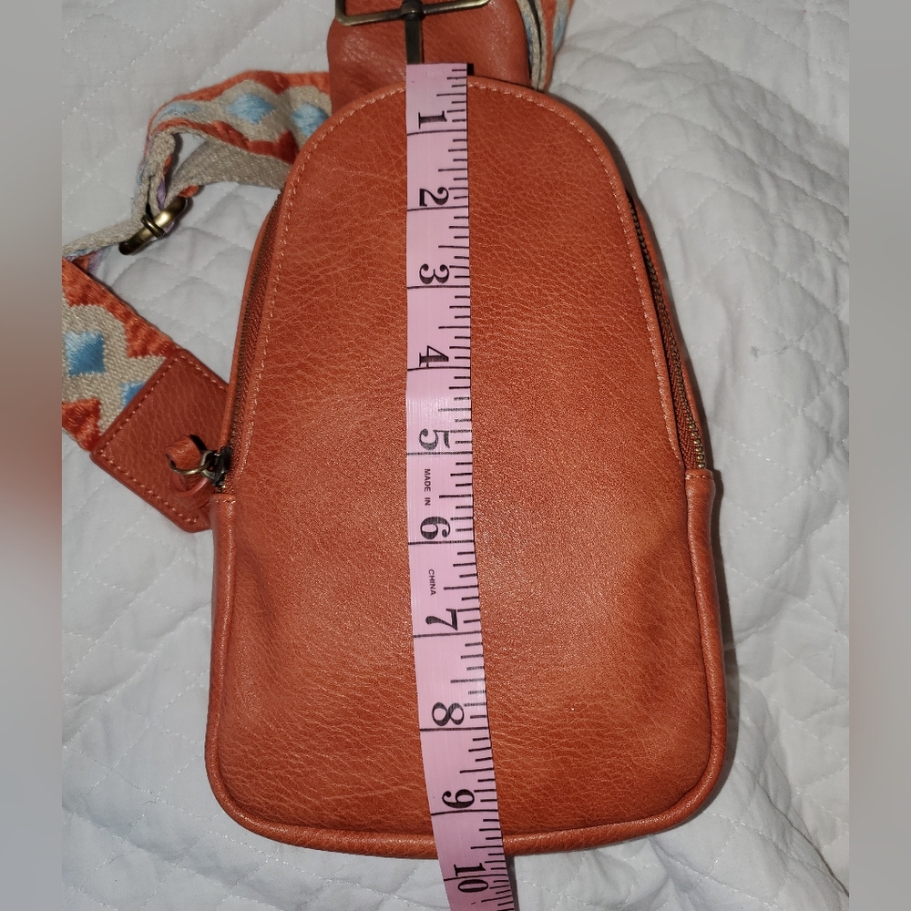 Urban Originals sling bag - Picture 7 of 15